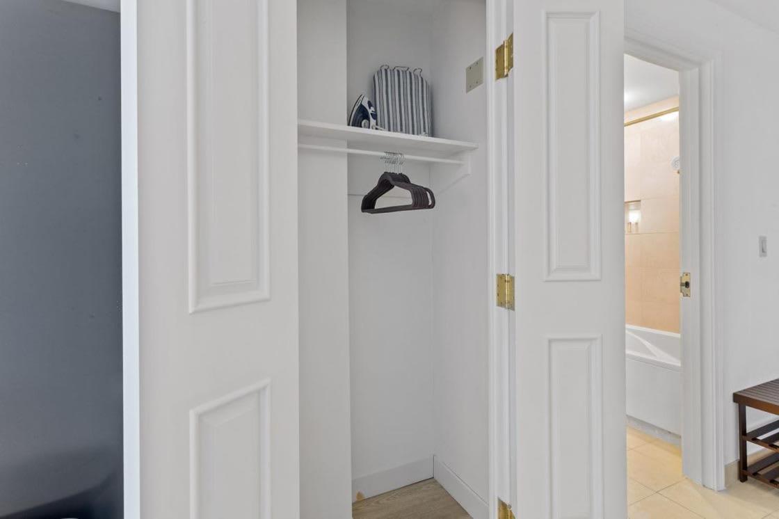 Boardwalk Cozysuites With Kitchen 30 Apartment *